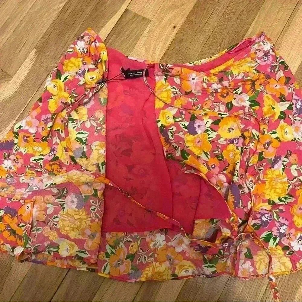 Zara FLORAL PRINT PAREO MINI SKIRT - Picture 6 of 6